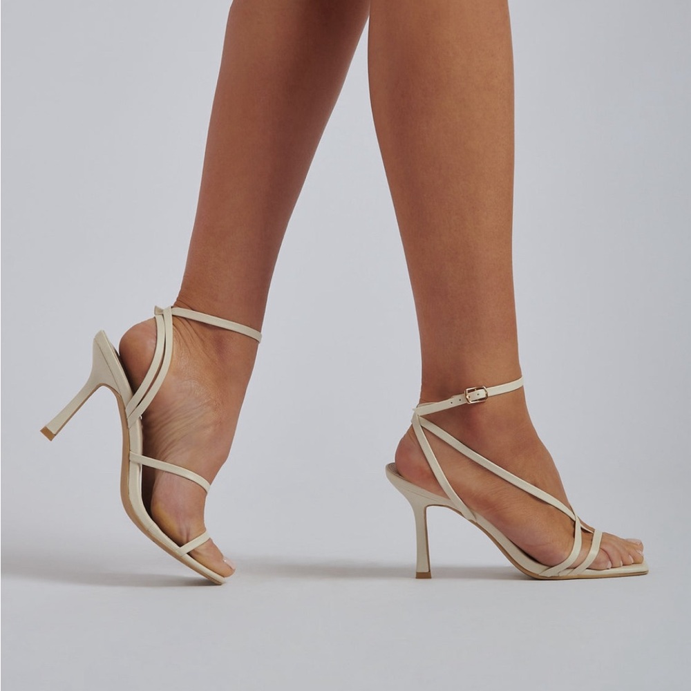 Ankle strap heels. Color Ivory. Size: 7